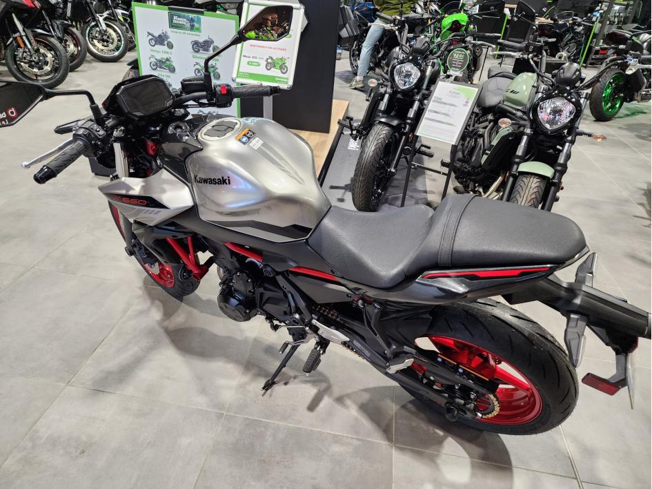 KAWASAKI Z 650 Z650 (47.5CV)