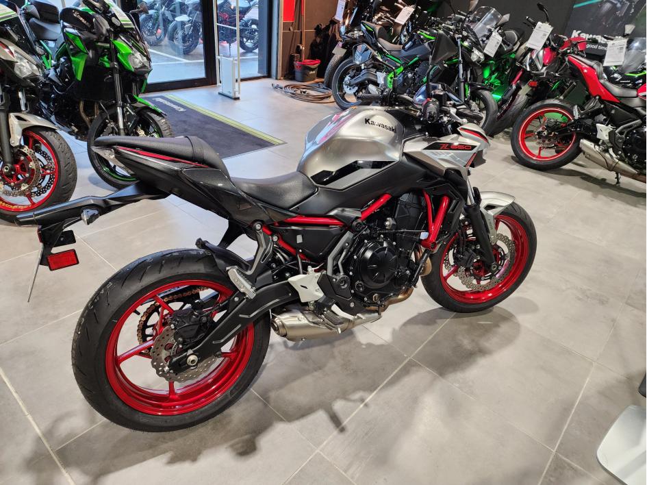 KAWASAKI Z 650 Z650 (47.5CV)