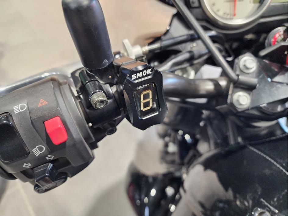 KAWASAKI Z750