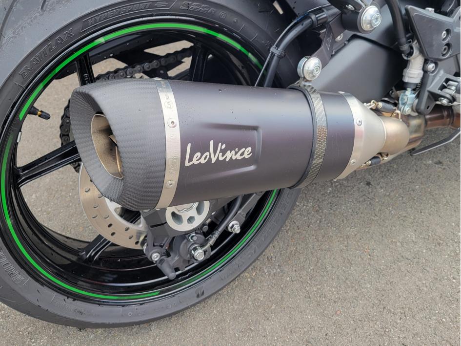 KAWASAKI NINJA 1000 SX