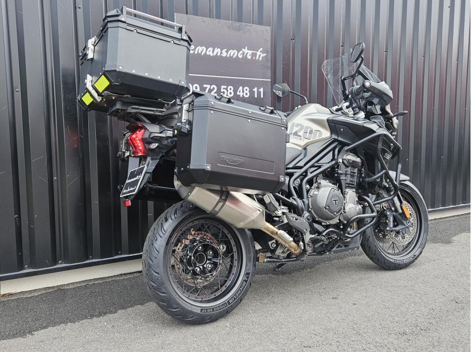 TRIUMPH TIGER 1200 DESERT EDITION