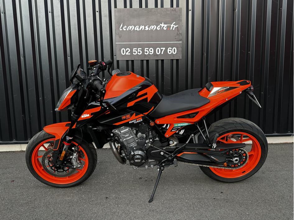 KTM 890 DUKE GP TECH PACK