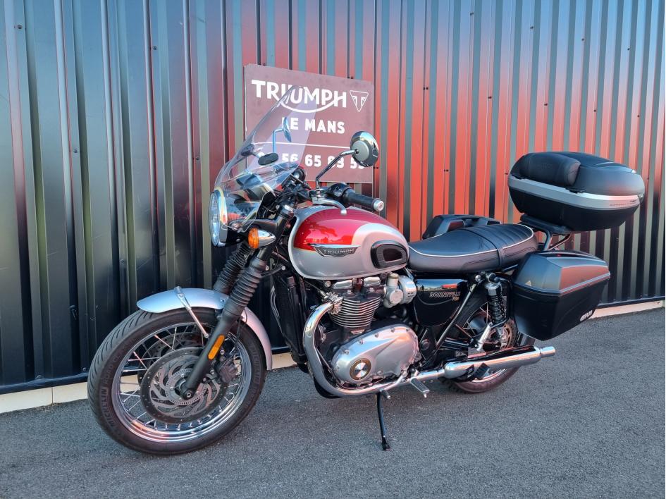 TRIUMPH BONNEVILLE T120