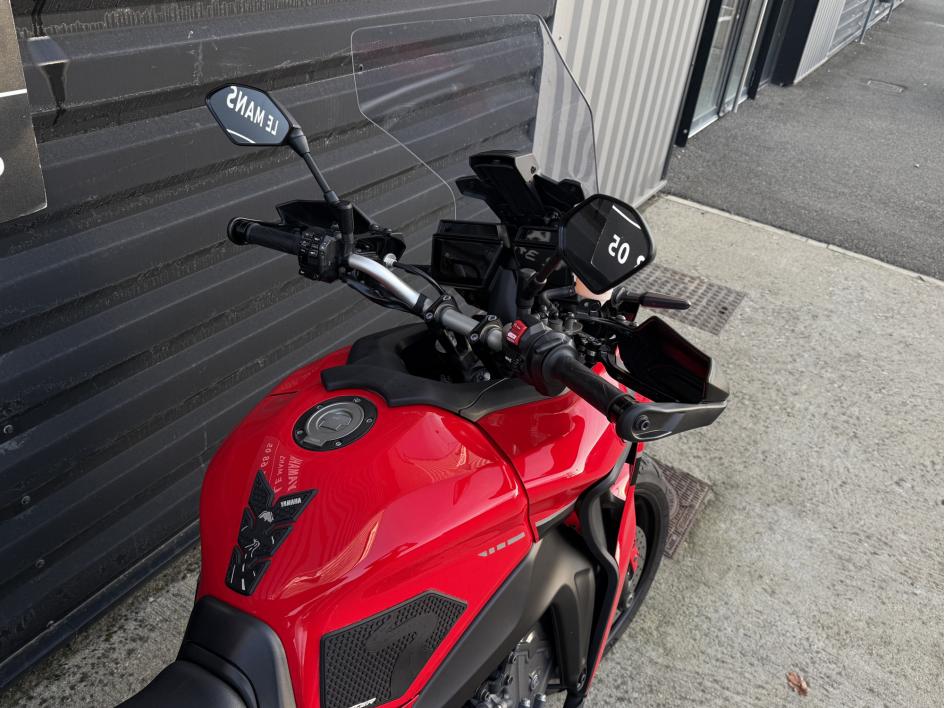 TRACER 9 TRACER 900 1ERE MAIN