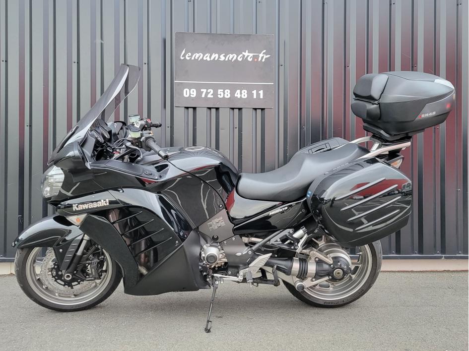 KAWASAKI GTR 1400