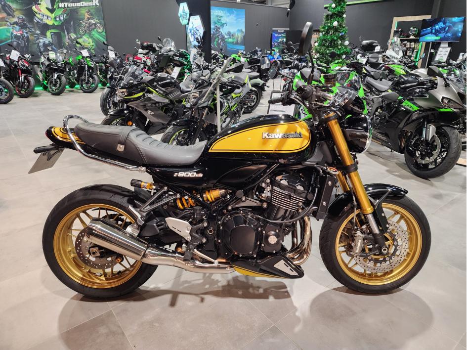 KAWASAKI Z900RS SE