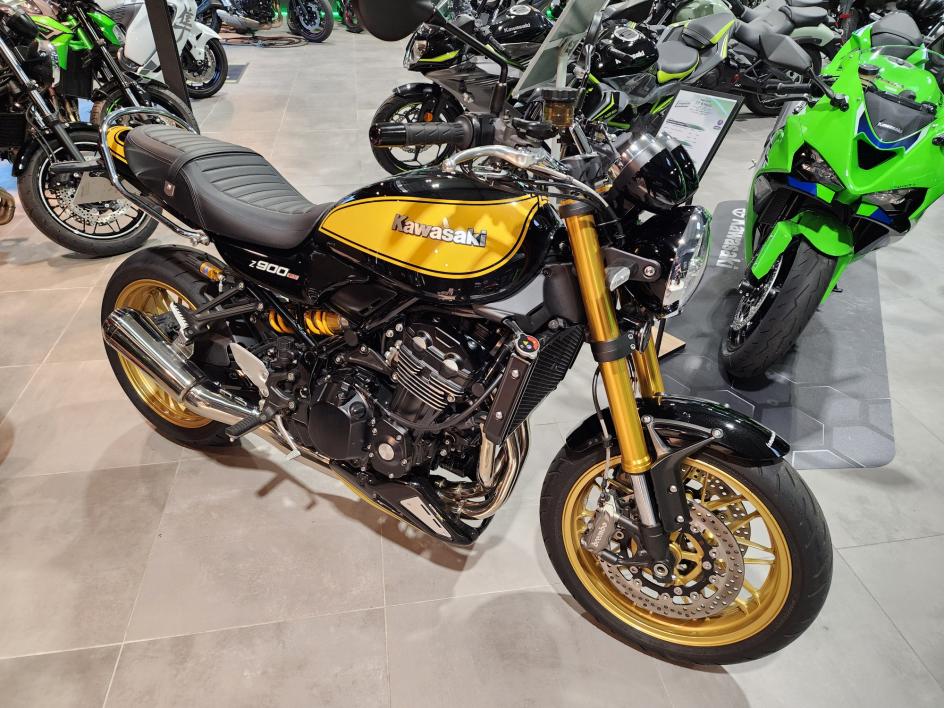KAWASAKI Z900RS SE