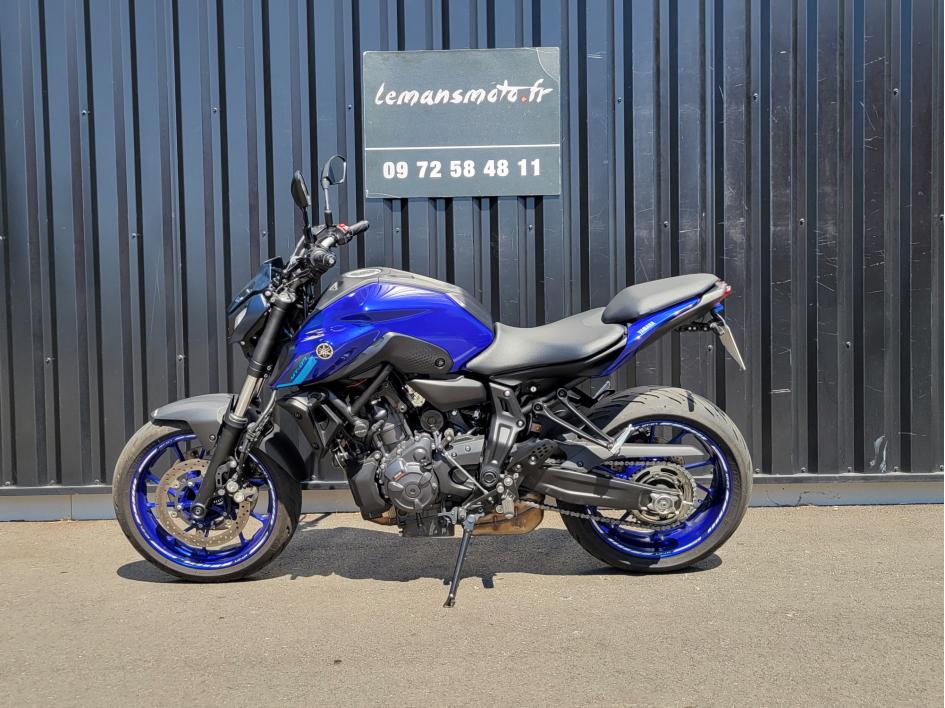 YAMAHA MT-07 A2
