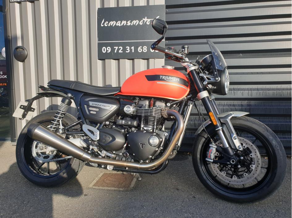 TRIUMPH SPEED TWIN 1200