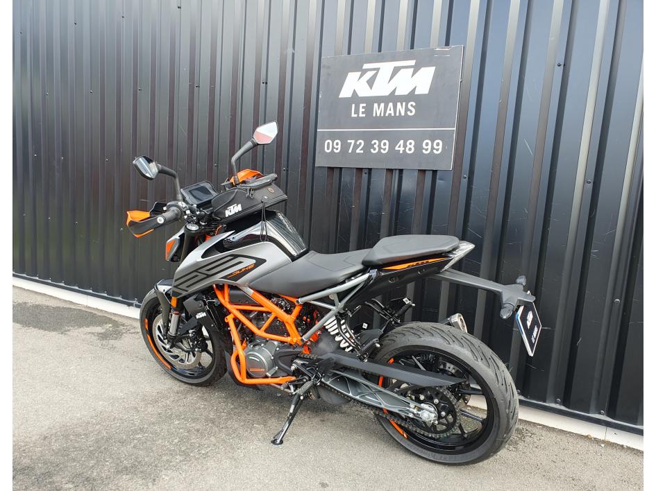 KTM 125 DUKE   714 KILOMETRES