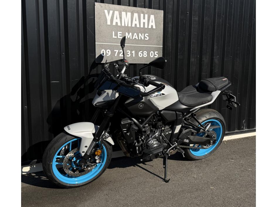 MT07 MT-07 AVEC OPTIONS