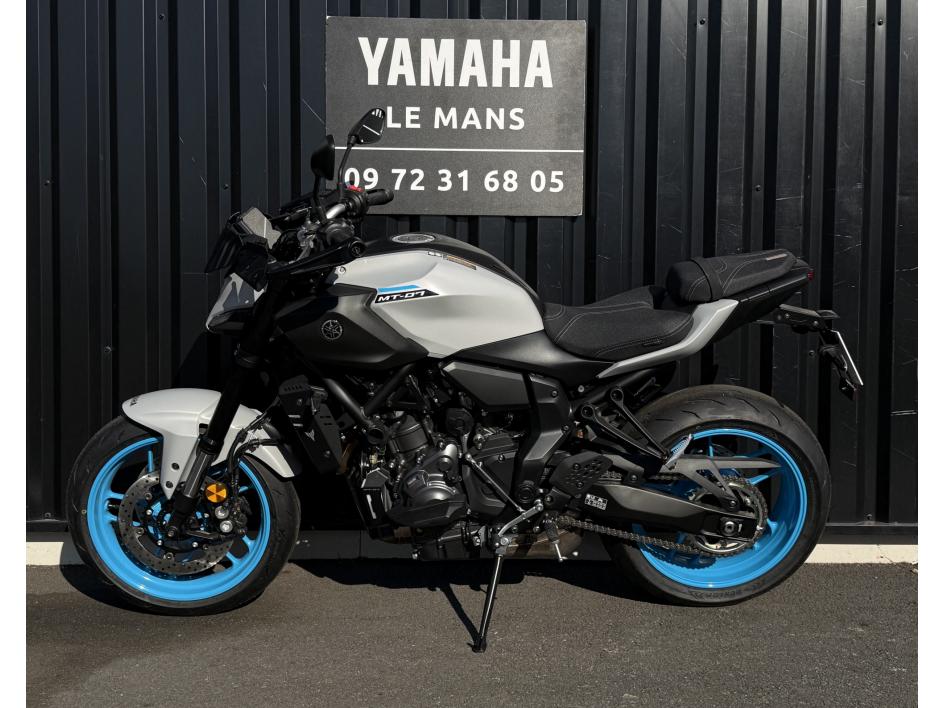 MT07 MT-07 AVEC OPTIONS