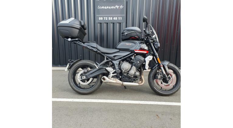 TRIUMPH TRIDENT 660