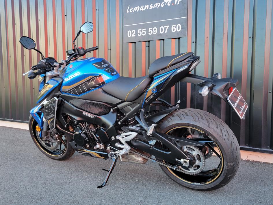 SUZUKI GSX-S   GSX S  950 A2
