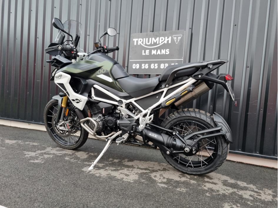 TRIUMPH TIGER 1200 RALLY PRO
