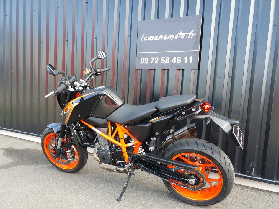 KTM 690 DUKE R