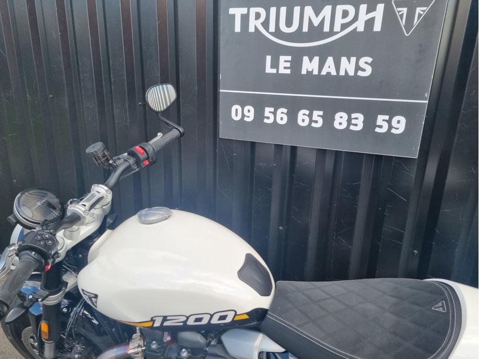 TRIUMPH SPEED TWIN 1200