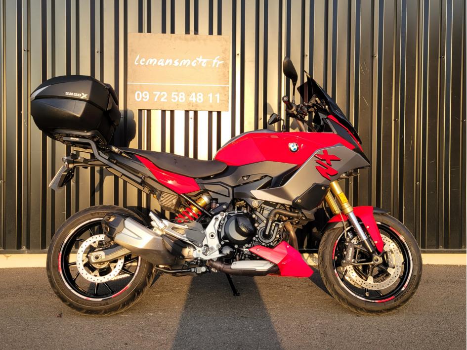 BMW F 900 XR