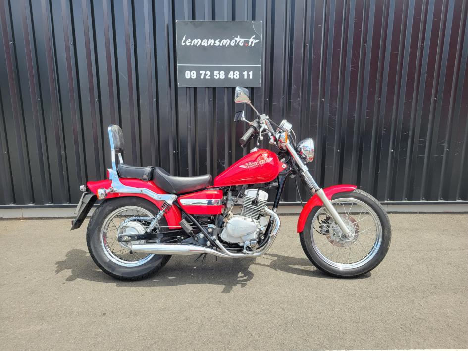 HONDA 125 REBEL