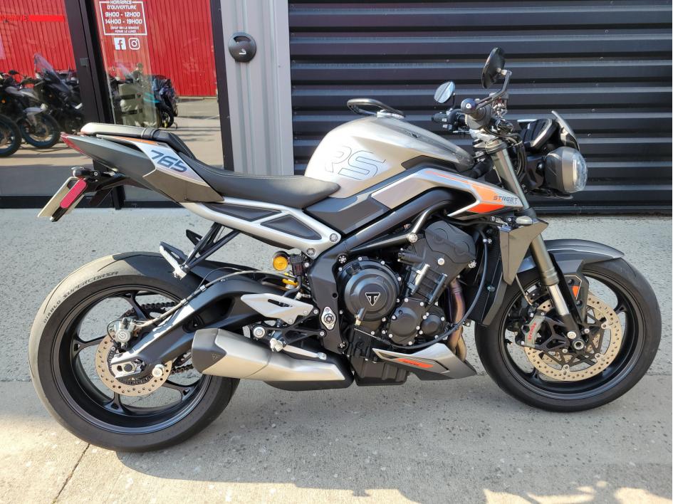 TRIUMPH STREET TRIPLE 765 RS