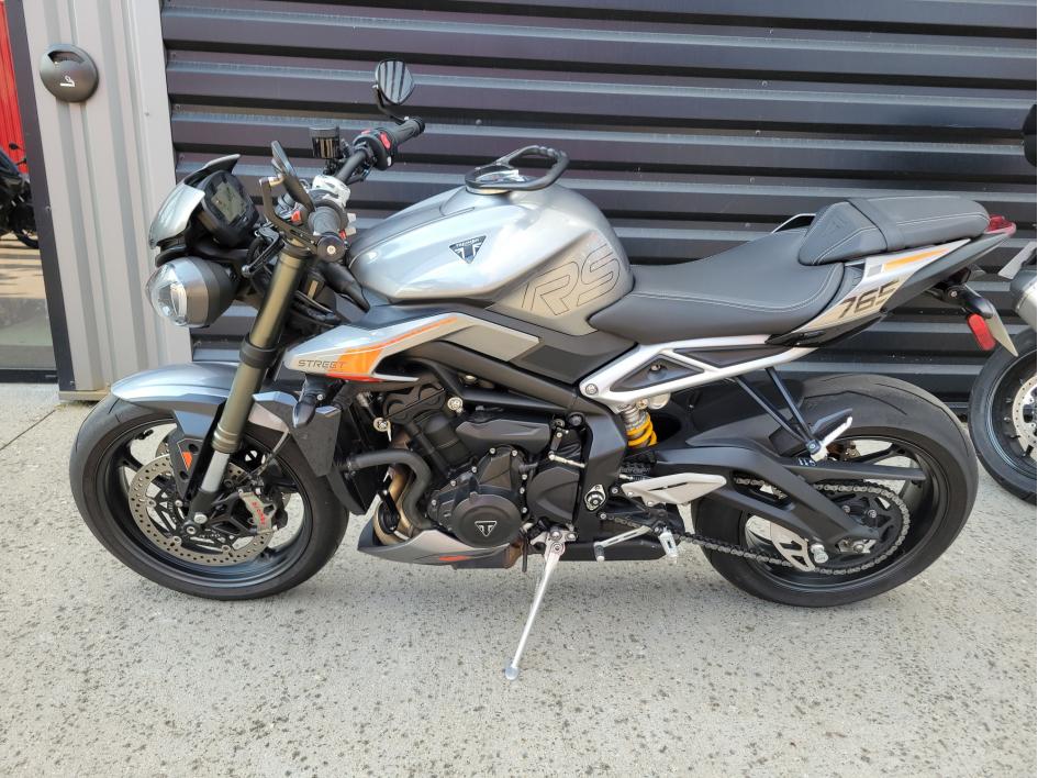 TRIUMPH STREET TRIPLE 765 RS