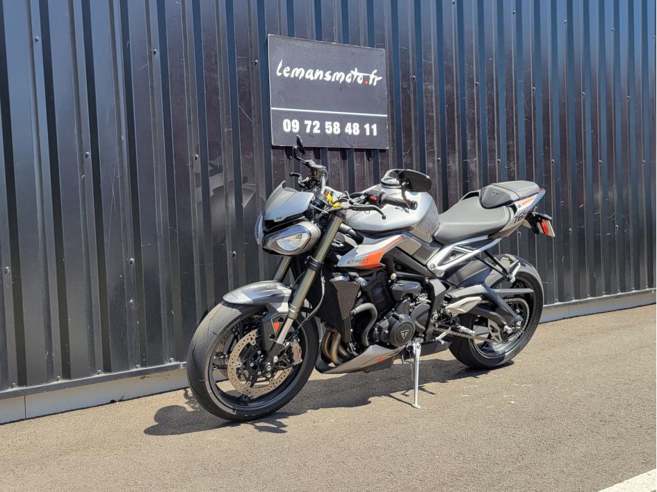 TRIUMPH STREET TRIPLE 765 RS