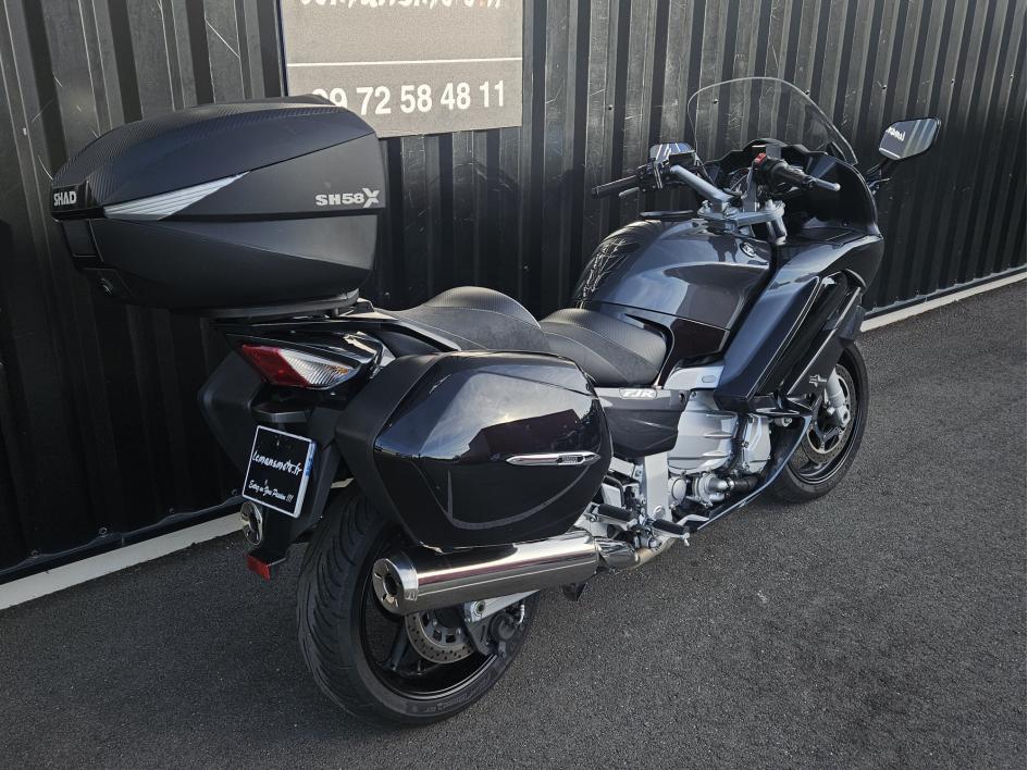 YAMAHA FJR 1300
