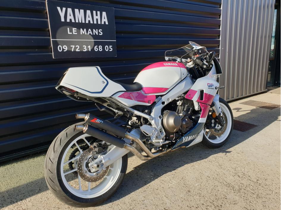 XSR 900 GP replica 750 yzf