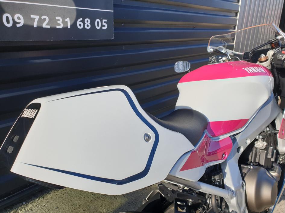 XSR 900 GP replica 750 yzf