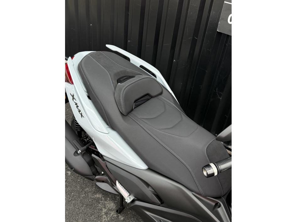  YAMAHA XMAX 125 TECH MAX garantie 5 ans