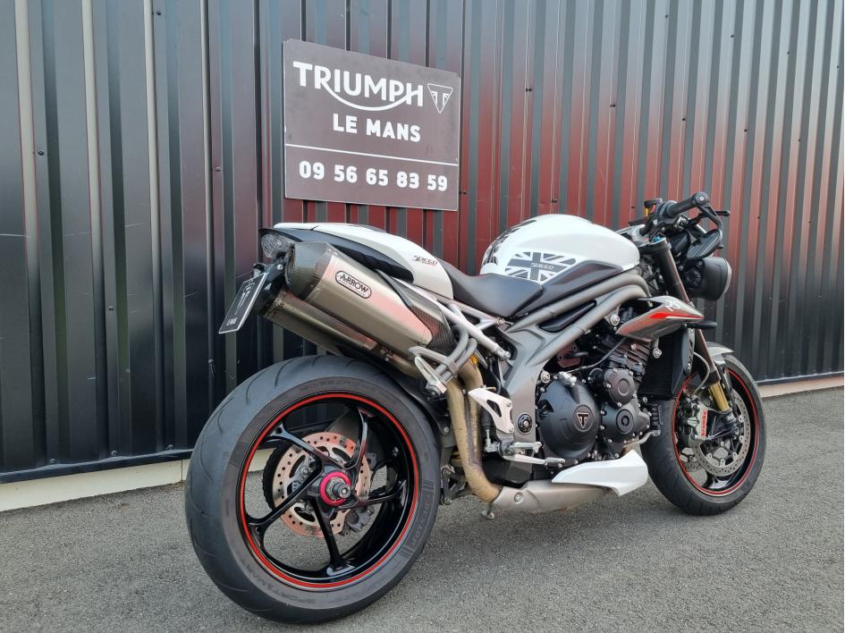 TRIUMPH SPEED TRIPLE 1050 RS