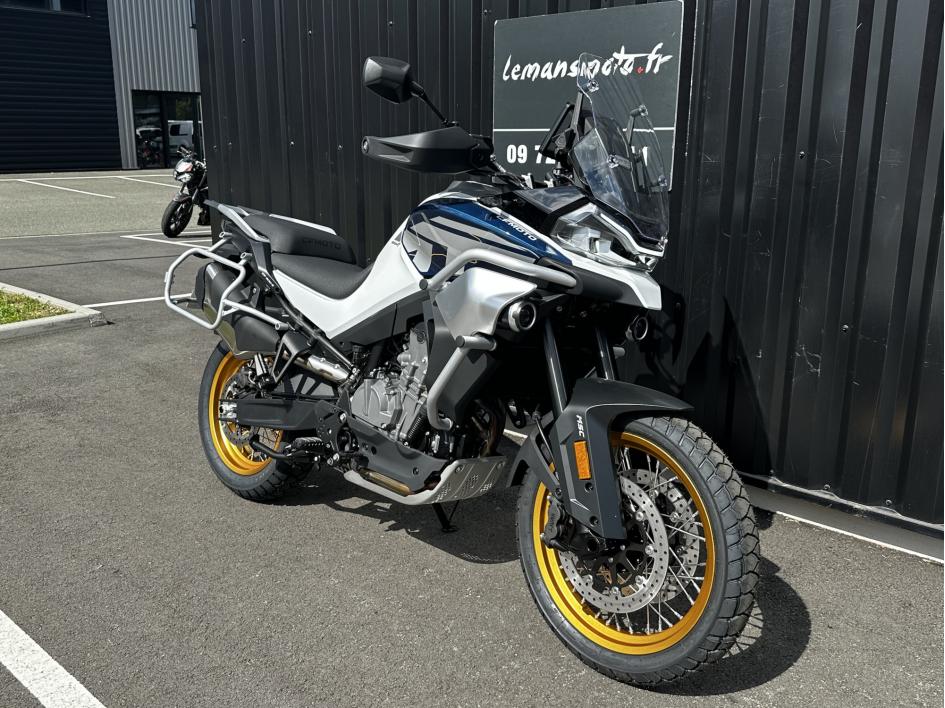 CF MOTO 800 MT EXPLORE EDITION BLANC