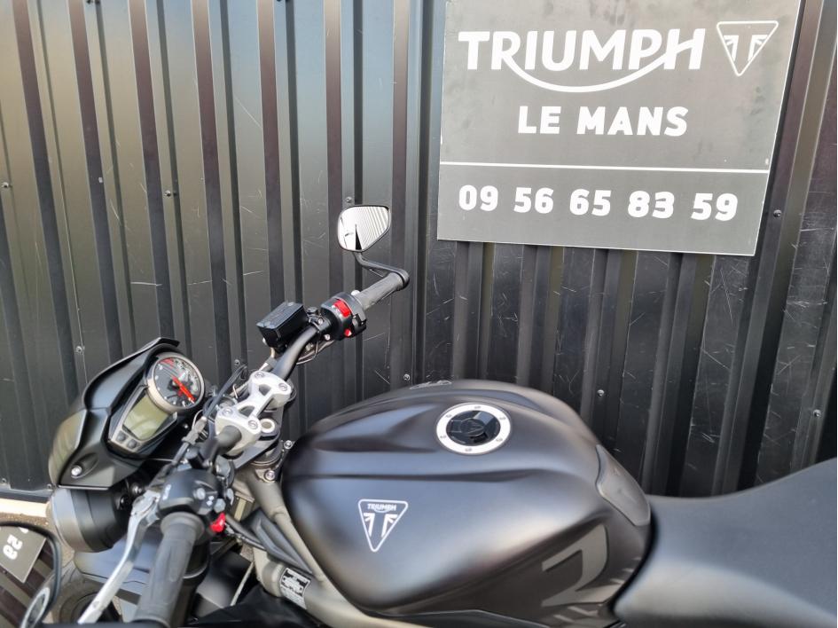 TRIUMPH STREET TRIPLE 765 R