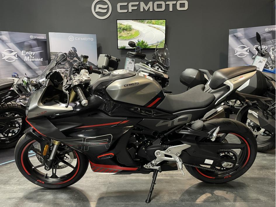 CF MOTO 450 SR 0KM NEUVE DISPONIBLE DE SUITE Pour 118€/Mois en LOA