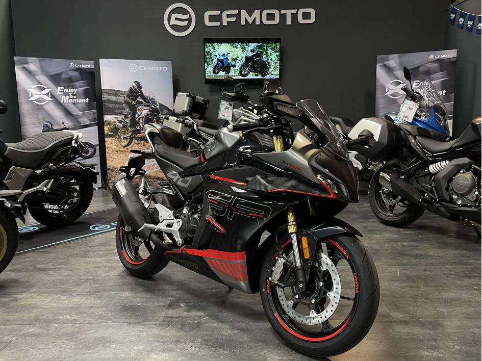 CF MOTO 450 SR 0KM NEUVE DISPONIBLE DE SUITE Pour 118€/Mois en LOA