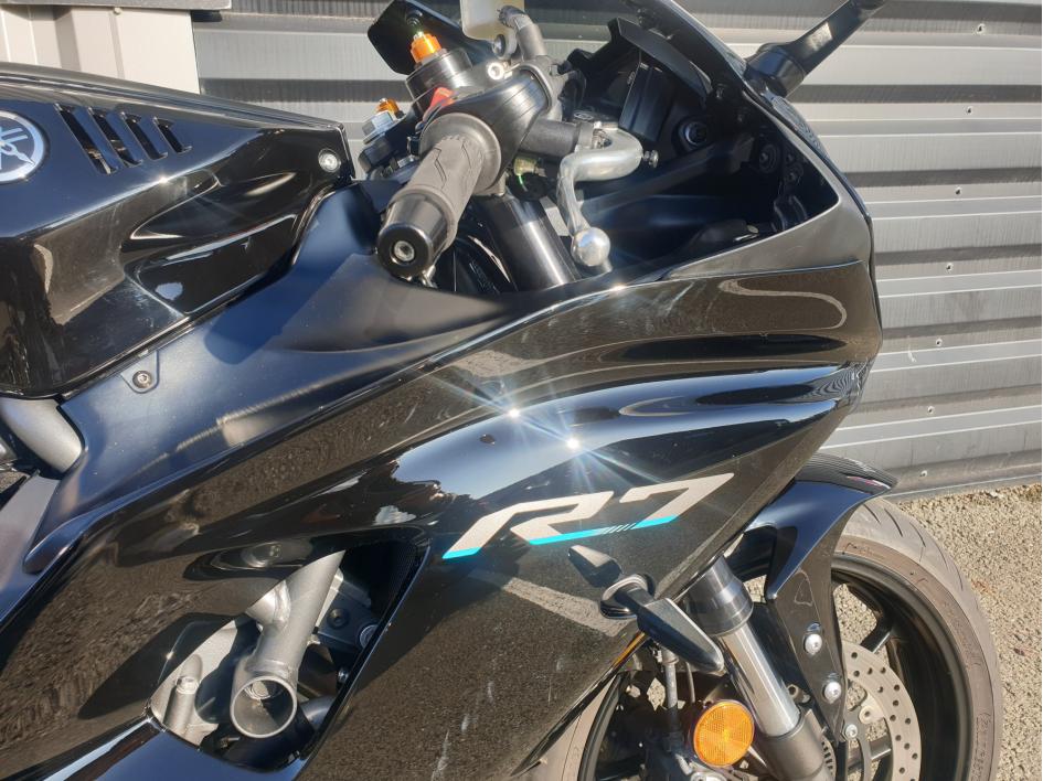 R7 YZF-R7