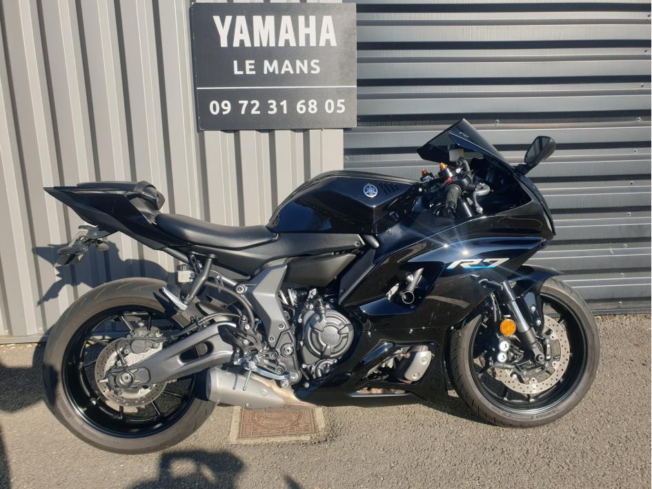 R7 YZF-R7