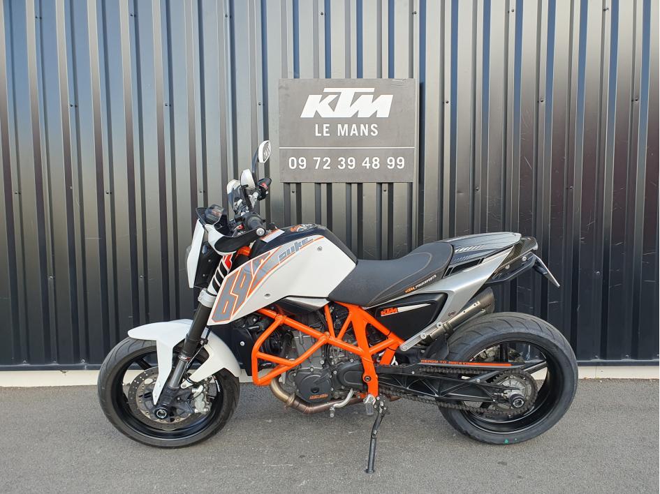 KTM 690 DUKE A2   14 500 KILOMETRES