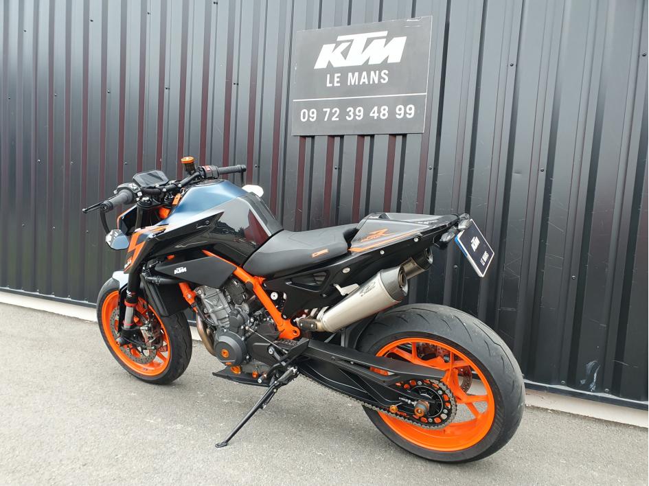 KTM 890 DUKE R  1 ERE MAIN