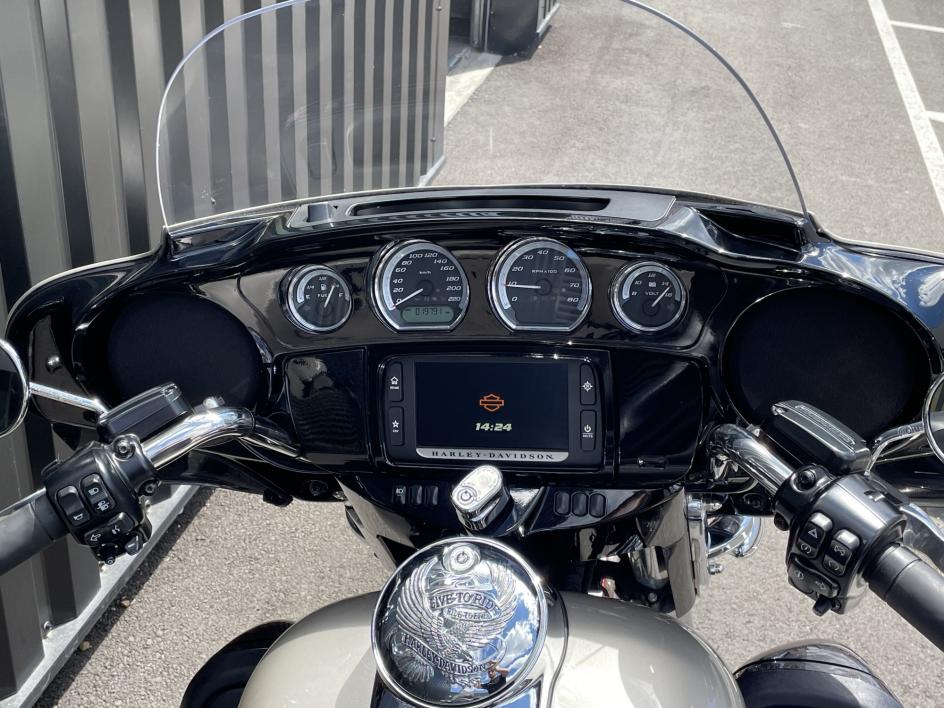 ELECTRA GLIDE ULTRA LIMITED 1745 FLHTK  2017