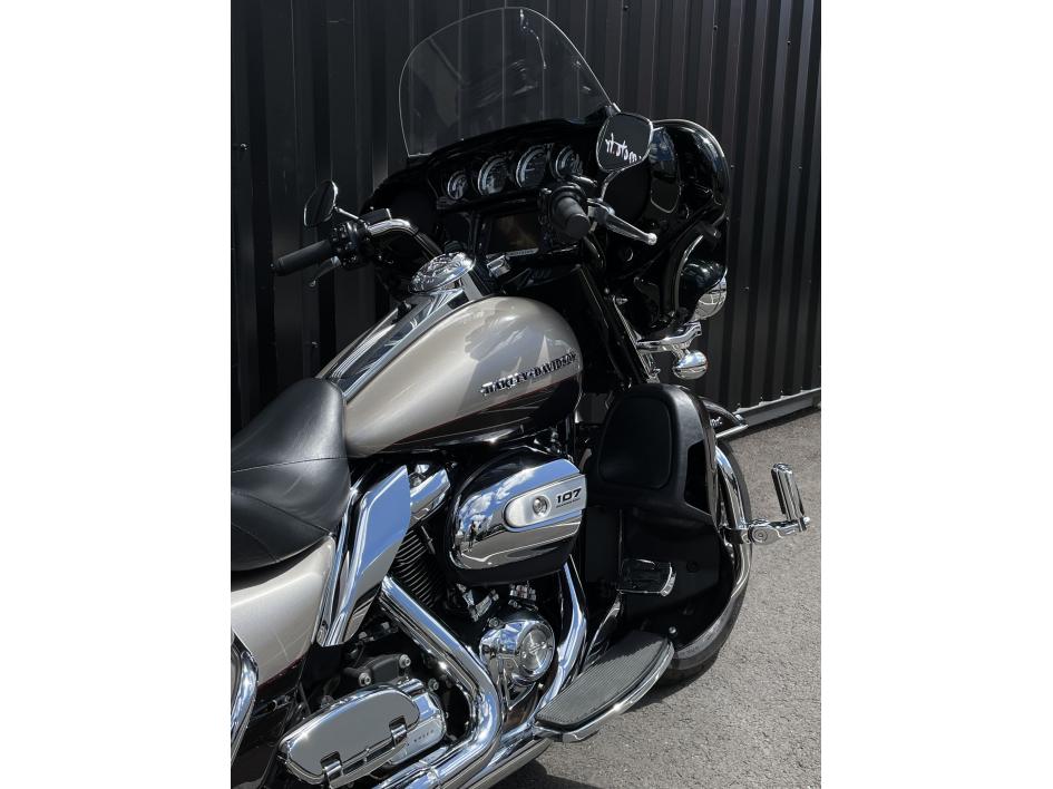 ELECTRA GLIDE ULTRA LIMITED 1745 FLHTK  2017