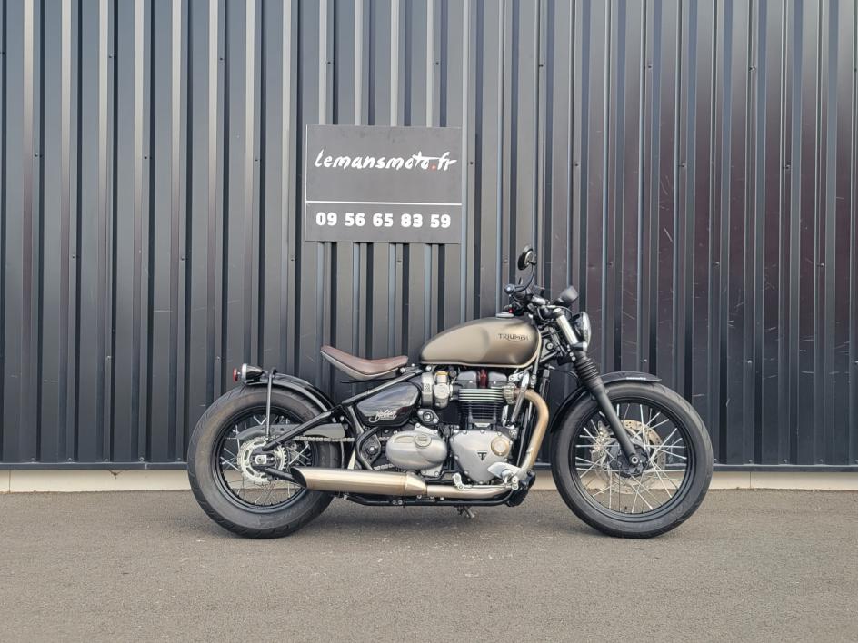 TRIUMPH Bonneville Bobber 1200