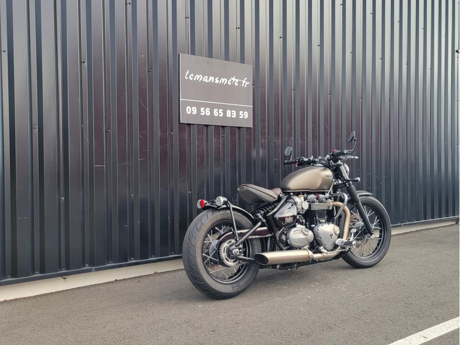 TRIUMPH Bonneville Bobber 1200