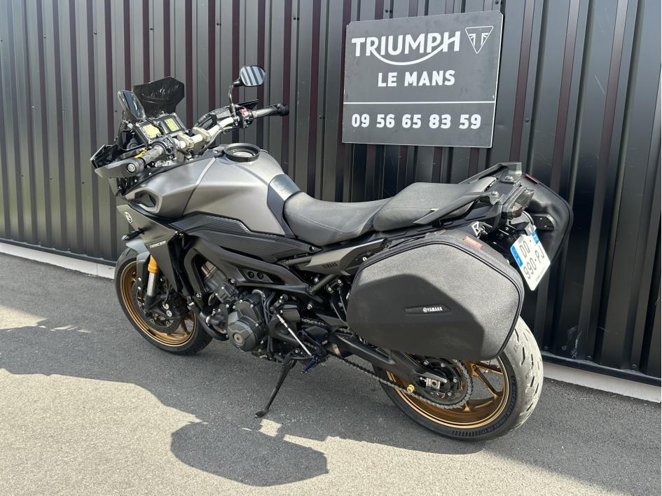 YAMAHA TRACER 900