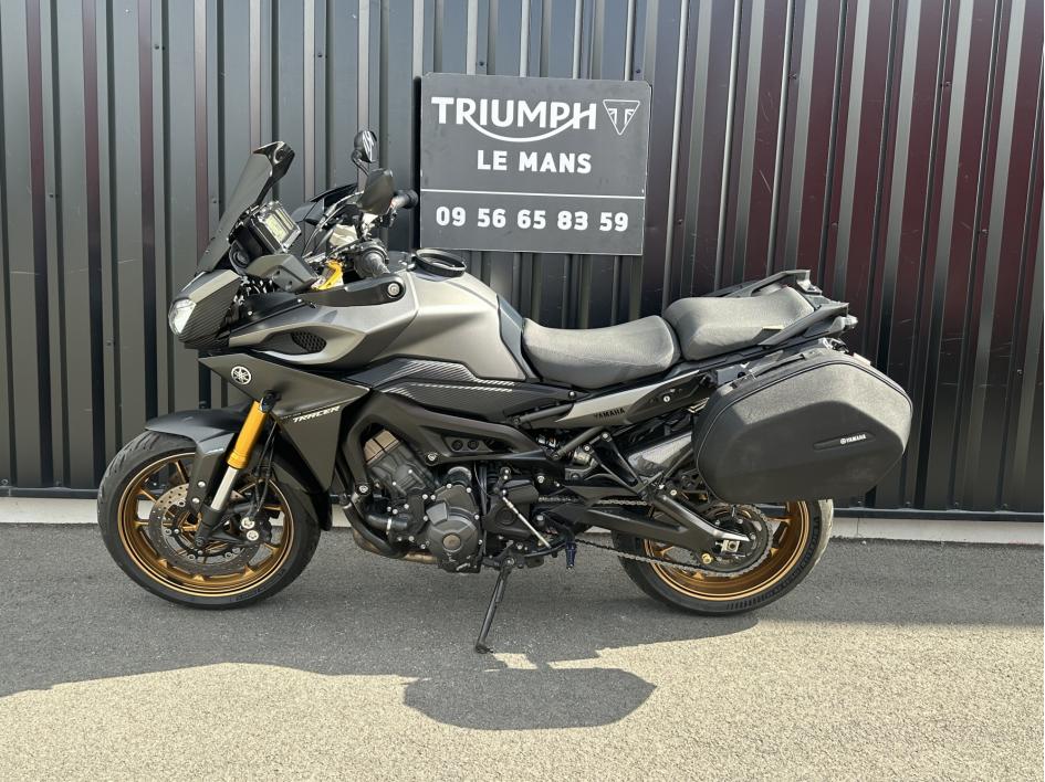 YAMAHA TRACER 900