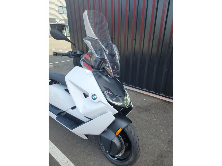 BMW CE 04