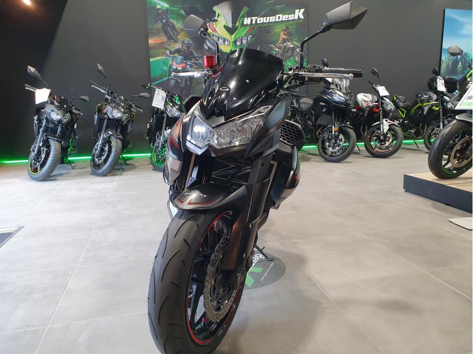 KAWASAKI Z1000 BLACK EDITION