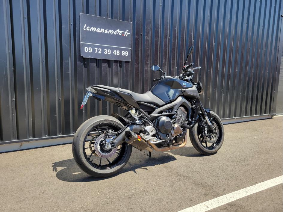 YAMAHA MT-09  MT 09  MT09   SEULEMENT 11200 KILOMETRES