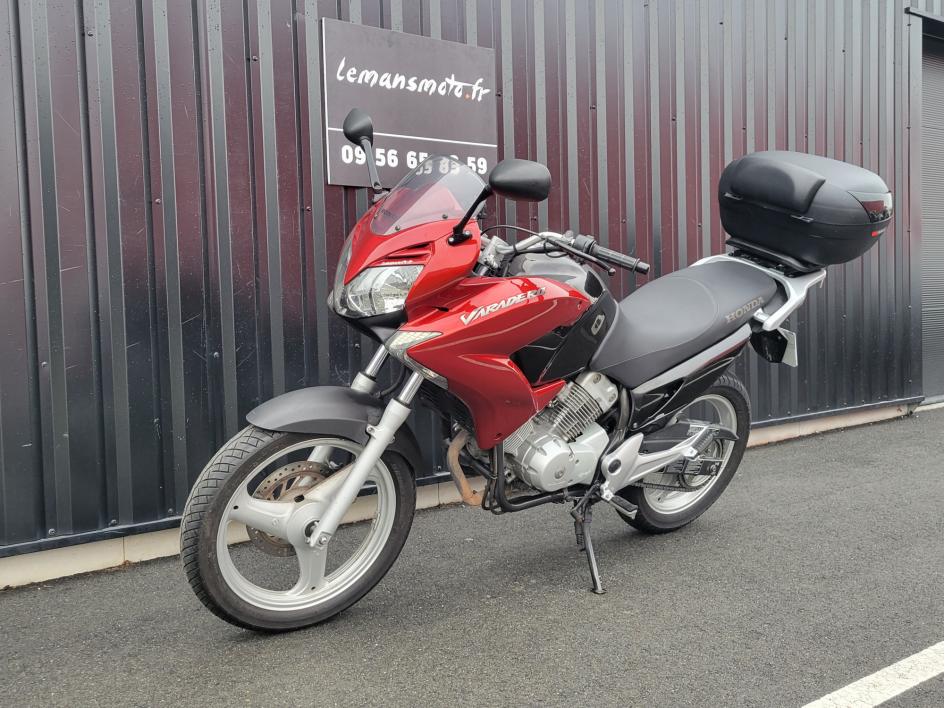 HONDA VARADERO 125 SEULEMENT 19065 KM