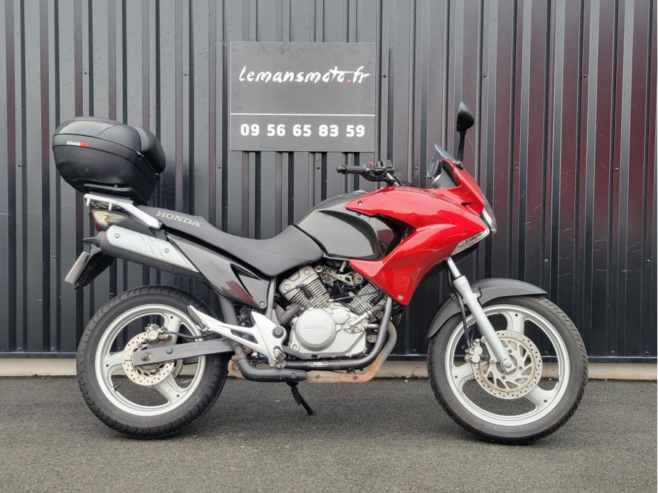 HONDA VARADERO 125 SEULEMENT 19065 KM